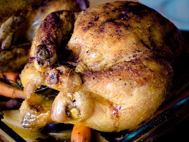 Chapon farci aux girolles, pommes confites pour noël