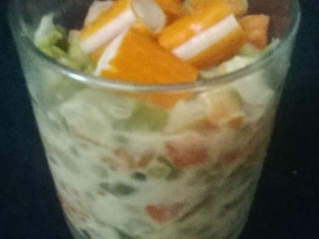 Macédoine de légumes, mayonnaise, Surimi et nuoc mam