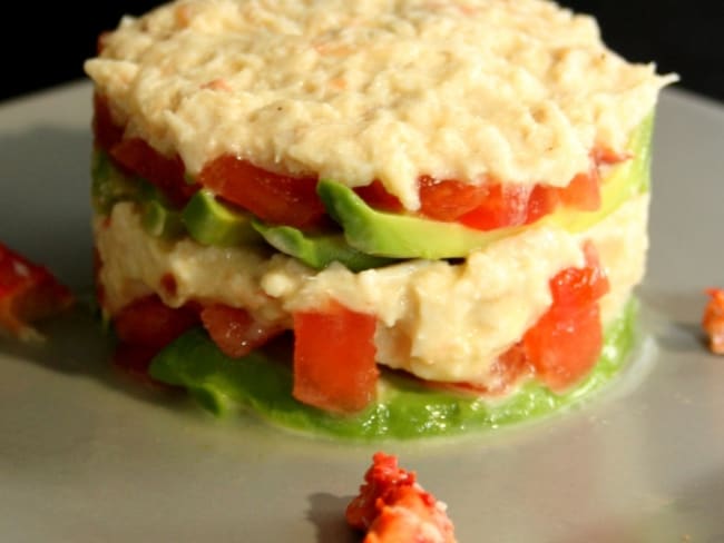 Millefeuille au crabe, avocat et tomate