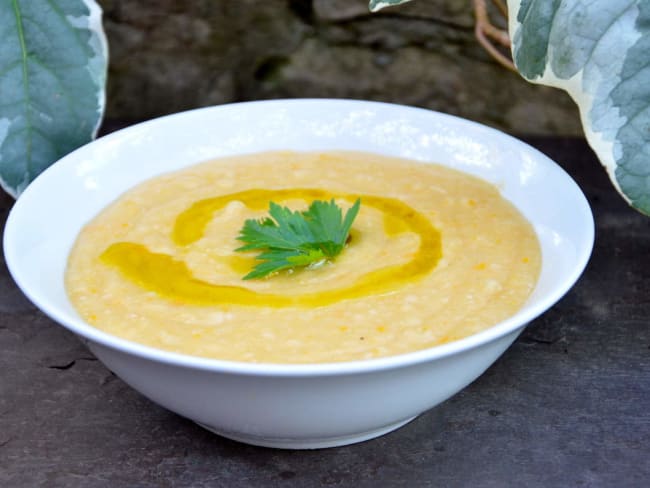 Soupe de haricots blancs