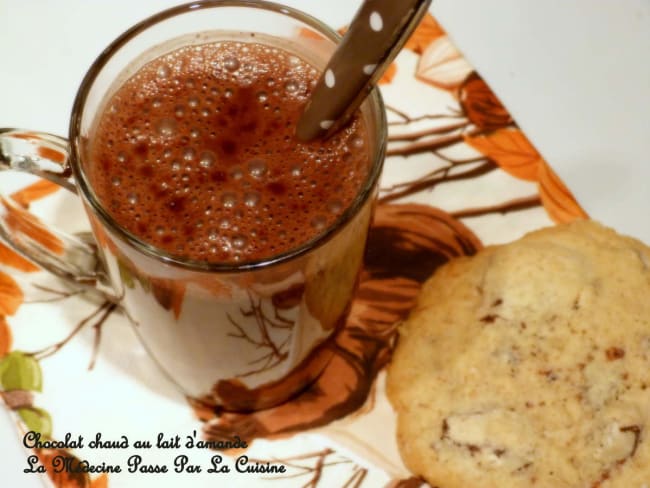 Chocolat chaud au lait d'amande