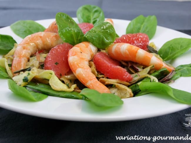 Salade de pousses d’épinards, pomélos, crevettes, fenouils et panais confits