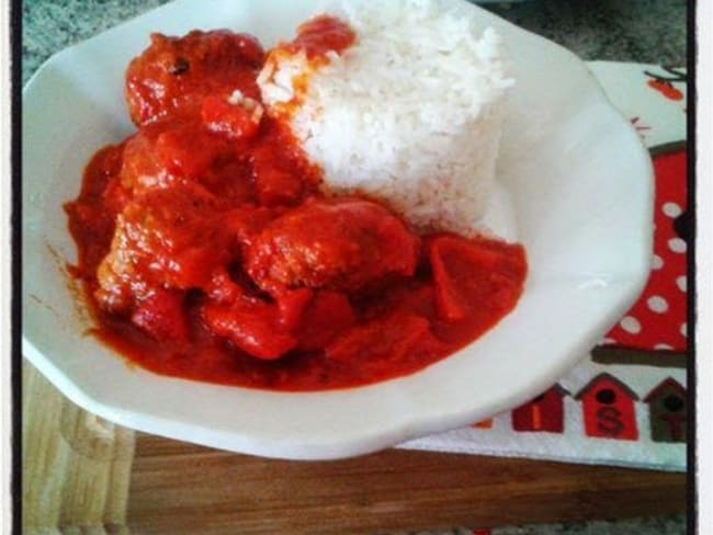 Boulettes de viande façon tajine à la tomate et aux poivrons