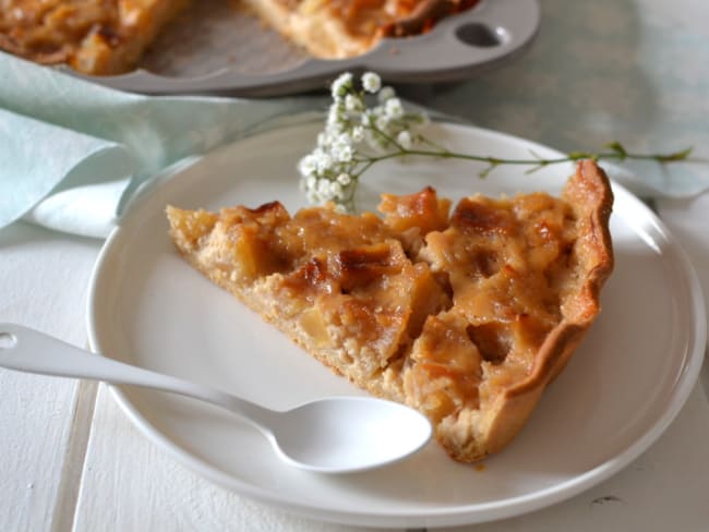 Tarte végétale aux pommes et à l'amande