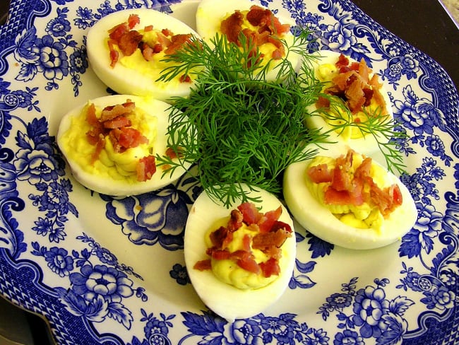 Oeufs durs farcis au rôti de boeuf, Deviled Eggs