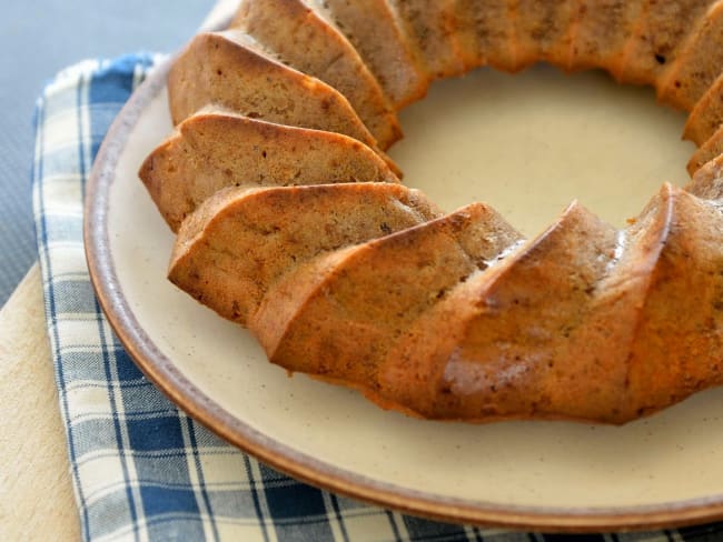 Gâteau moelleux noisettes, pralinoise et pommes