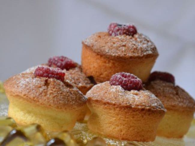 Financiers à l’huile d’olive, framboises au balsamique