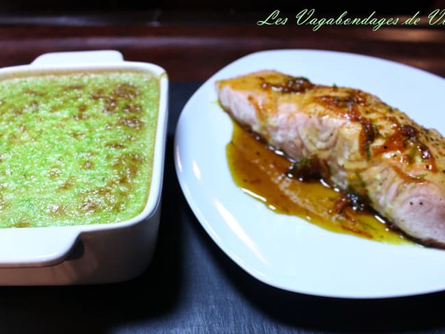 Pavés de saumon, caramel d'agrumes, mousse de petits pois