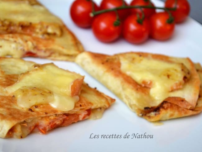 Quesadillas au Maroilles, tomates et moutarde à l'ancienne