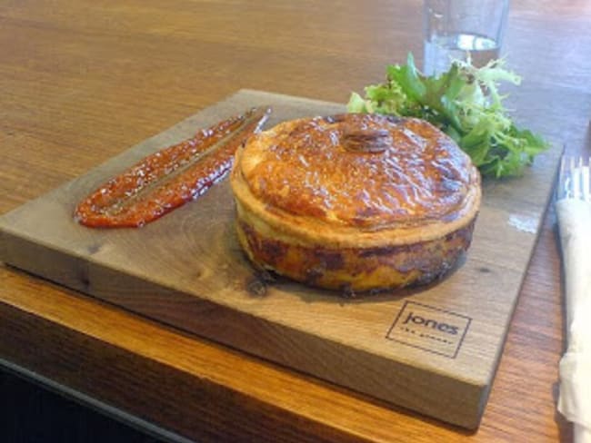 Tourte à la citrouille, aux lentilles, à l'avoine et à la ricotta et tofu