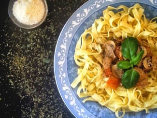 Brun, blanc ou lié, le fond de veau est un concentré de saveurs.