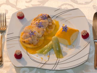 Joues de lotte au beurre d’agrumes pour le champagne rosé d’Hélène