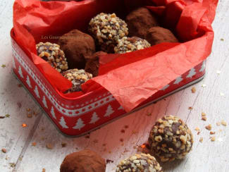 Truffes de noël chocolat pistache - Recette par Les Gourmandises de Lou