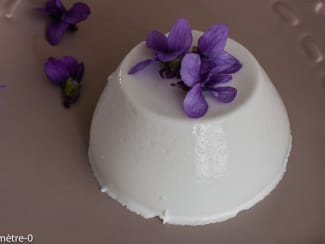 Panna cotta à la violette