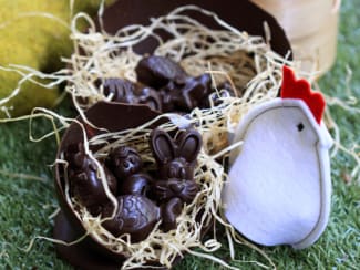 Coques et sujets au chocolat de Pâques