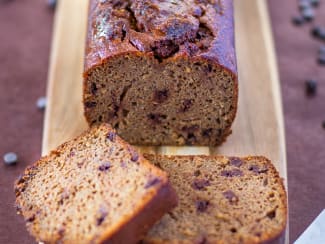 Cake banane, tahiné et pépites de chocolat