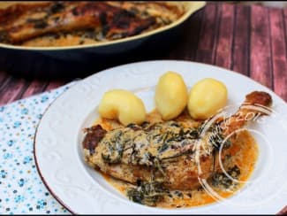 Poulet à la crème de parmesan et épinards