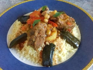 Poulet couscous rapide et semoule fine : découvrez les recettes de