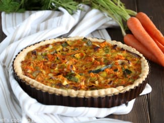 Quiche poireaux-carottes épicée au curry