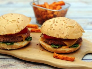 Régalez toute la famille avec ces belles recettes de steaks végétaux au  soja, seitan, tempeh