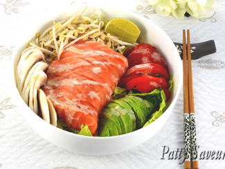 Sashimi de saumon en salade