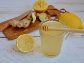 3 manières de faire du thé au citron - wikiHow