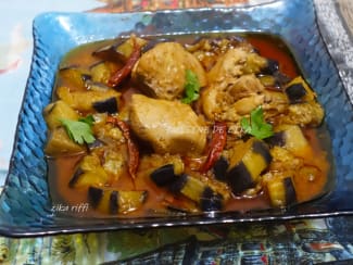 Tajine de poulet aux aubergines et carvi
