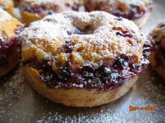 Mini donuts avec l'appareil à donuts - Recette par MarylineH