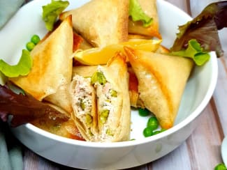 Samoussas au thon et petits pois