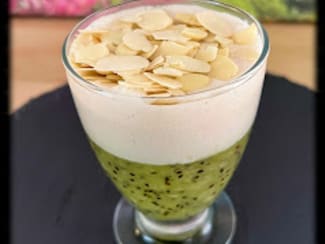 Kiwis à la mousse de coco