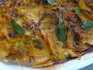 Gratin de pommes de terre, harissa et gruyère de Yotam Ottolenghi