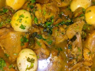 Patte de poulet sauce de soja et épices Recette de l'Ile Maurice