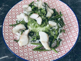 Salade de lieu noir à la laotienne