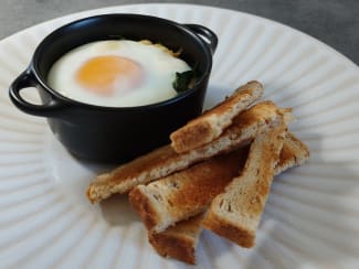 Oeuf cocotte au micro-ondes : oui ou non ? - La Cuisine du Jardin :  Recettes & Menus