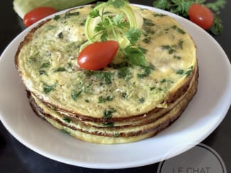 Mini-omelettes aux courgettes, coriandre et chèvre