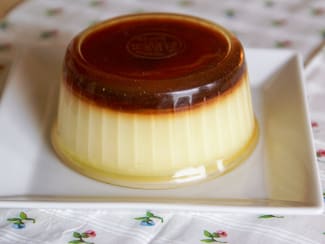 Démoulage des crèmes renversées