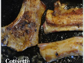 Cotelette d’agneau épicée à la plancha