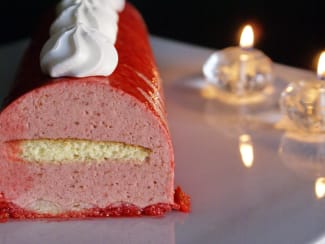 Bûche bombe aux fruits rouges et pralines d'après une recette de Christophe  Felder - Recette par Le popoteur