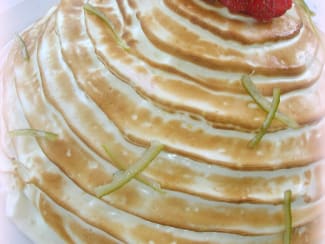 Vacherin citron fraise façon omelette norvégienne de Michalak