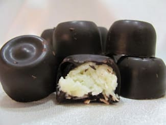 Bonbons au chocolat et à la noix de coco rapide : découvrez les