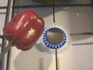 Peler un poivron à la flamme