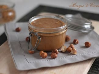 Pâte de Praliné Amandes et Noisettes au mixeur - Recette par