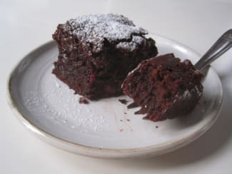 Gâteau fondant au chocolat et aux betteraves