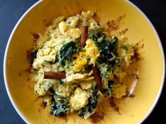 Céto : curry aux tagliatelles de konjac et son œuf sur le plat ! pauvr