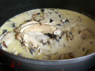 Recette fricassée de poulet à la crème - Marie Claire