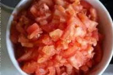 Epépiner et concasser une tomate - Etape 10