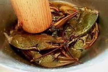 Beurre d'écrevisse ou beurre Nantua - Etape 1