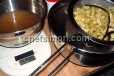 Charlotte bavaroise à la rhubarbe sur fond de biscuit spéculoos - Etape 4