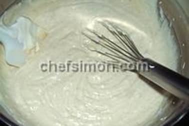 Charlotte bavaroise à la rhubarbe sur fond de biscuit spéculoos - Etape 8