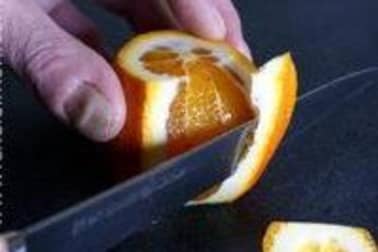 Peler une orange à vif - Etape 5